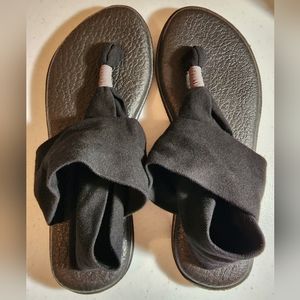Sanuk Women's Black Yoga Sling Flip Flop Sandals sz8
